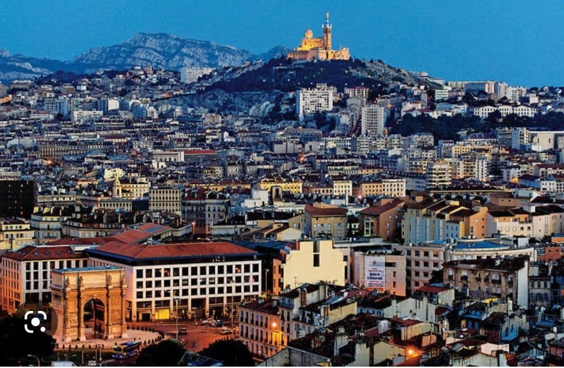  Réserver une alternative Taxi sur Marseille et ses alentours .