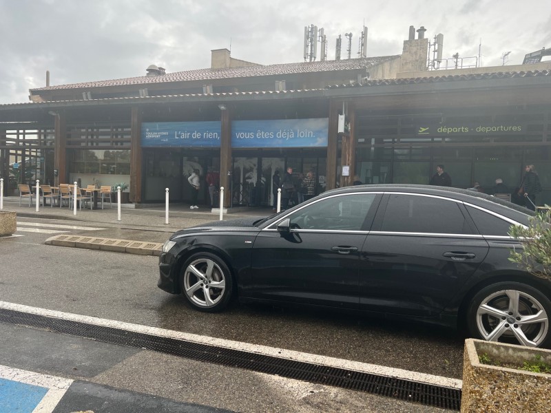 réserver Vtc aéroport de Hyéres